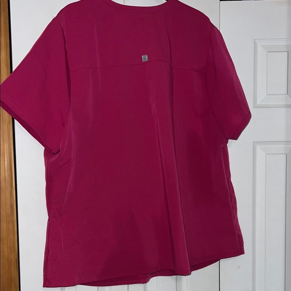 Fabletics Method 2-Pocket Scrub Top - image 4